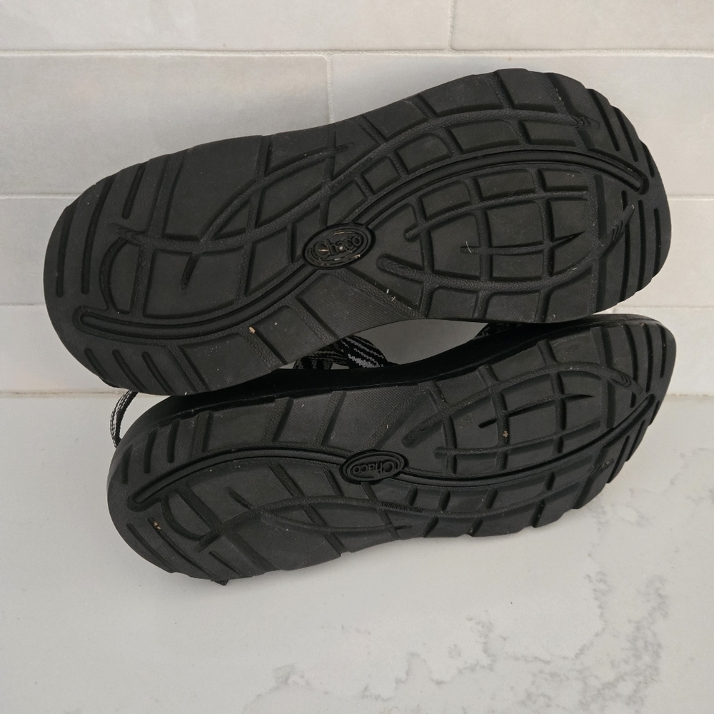EUC Chaco Z/2 Cloud Adjustable Strap Classic Sandals Waterproof Black White Sz 8 - Picture 7 of 8